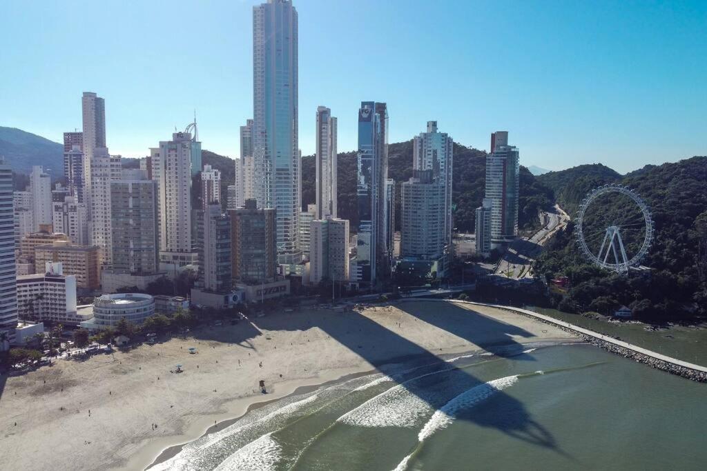 Ap Balneario Camboriu - Proximo Roda Gigante Exterior photo